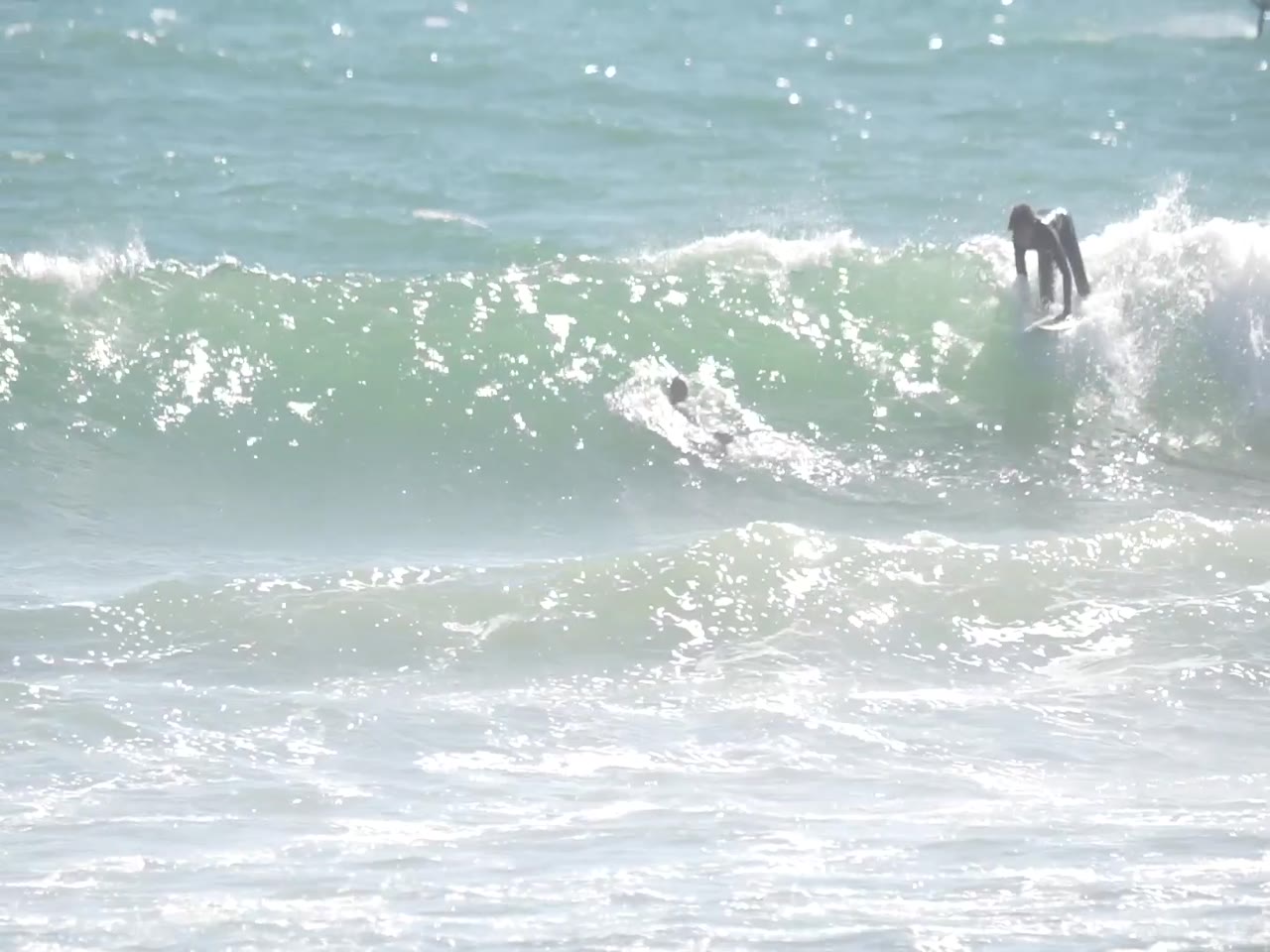 Micco Jacobsen surfing