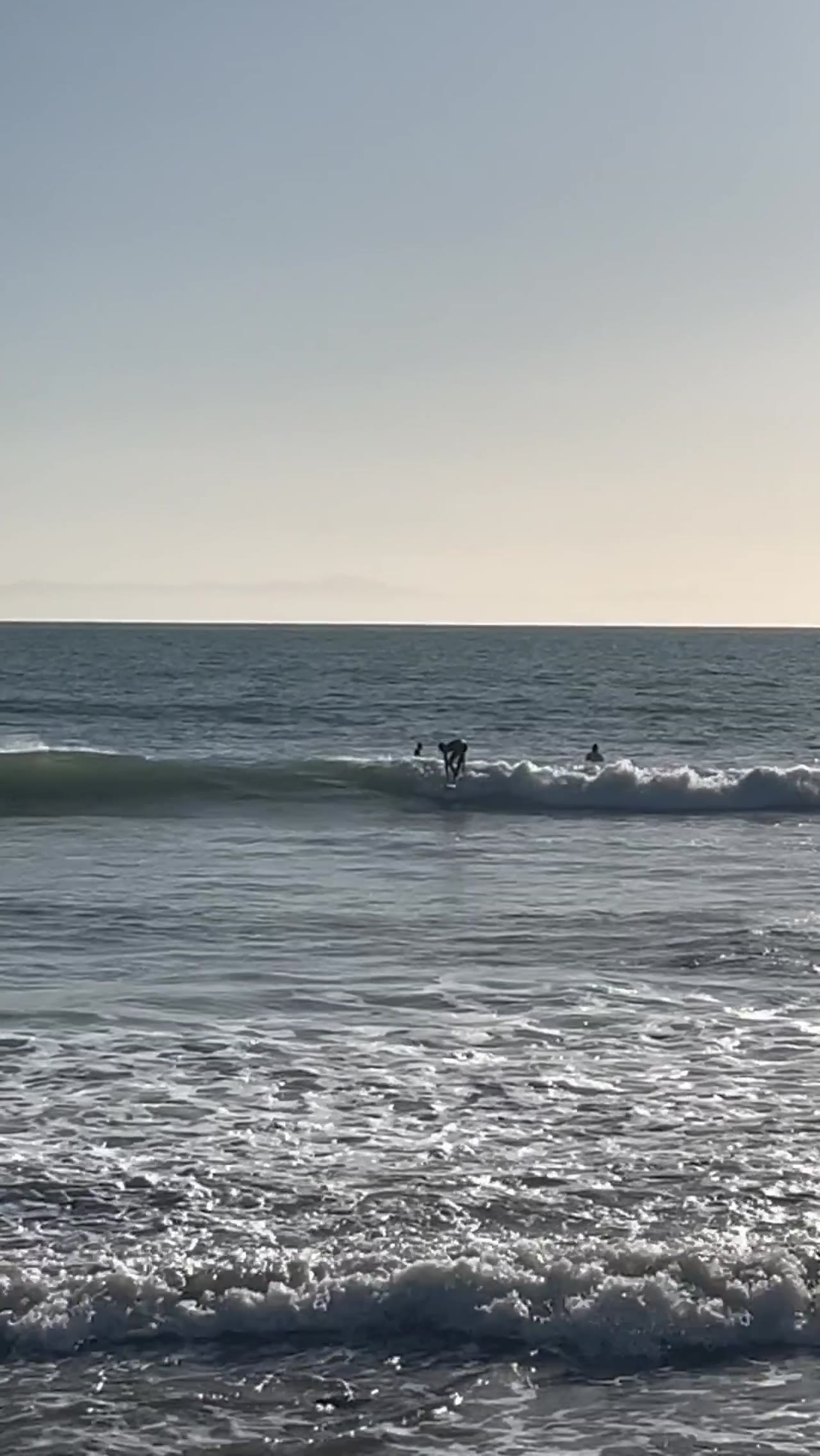 Kai Bender surfing