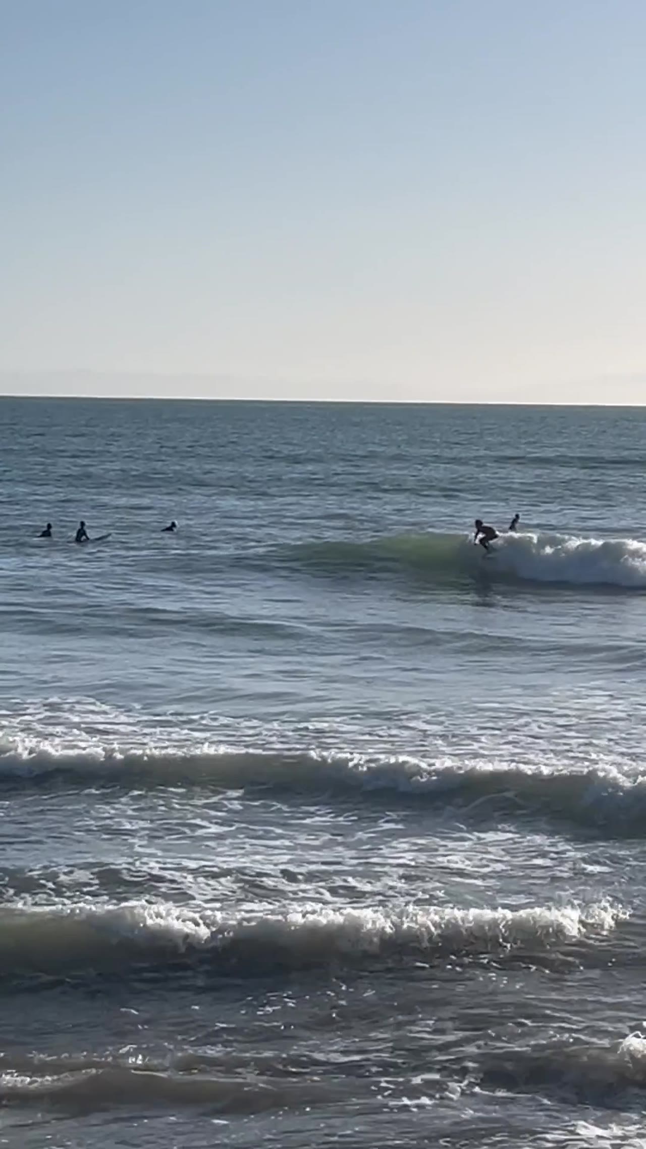 Zael surfing